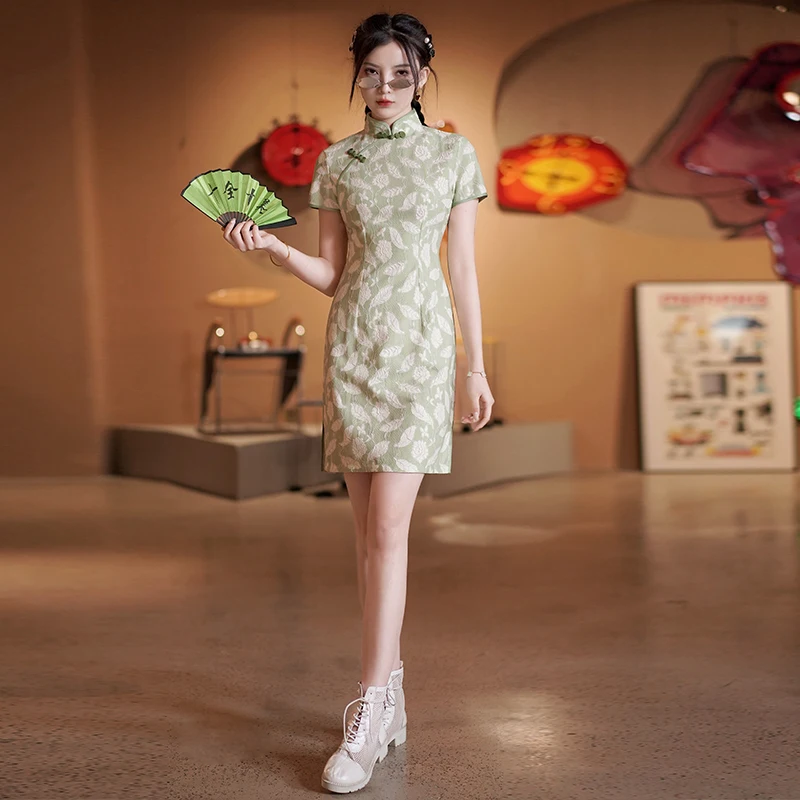Новое Улучшенное Короткое Современное Платье Ципао из Зеленого Кружева в форме листьев Cheongsam Young В Традиционном Китайском стиле