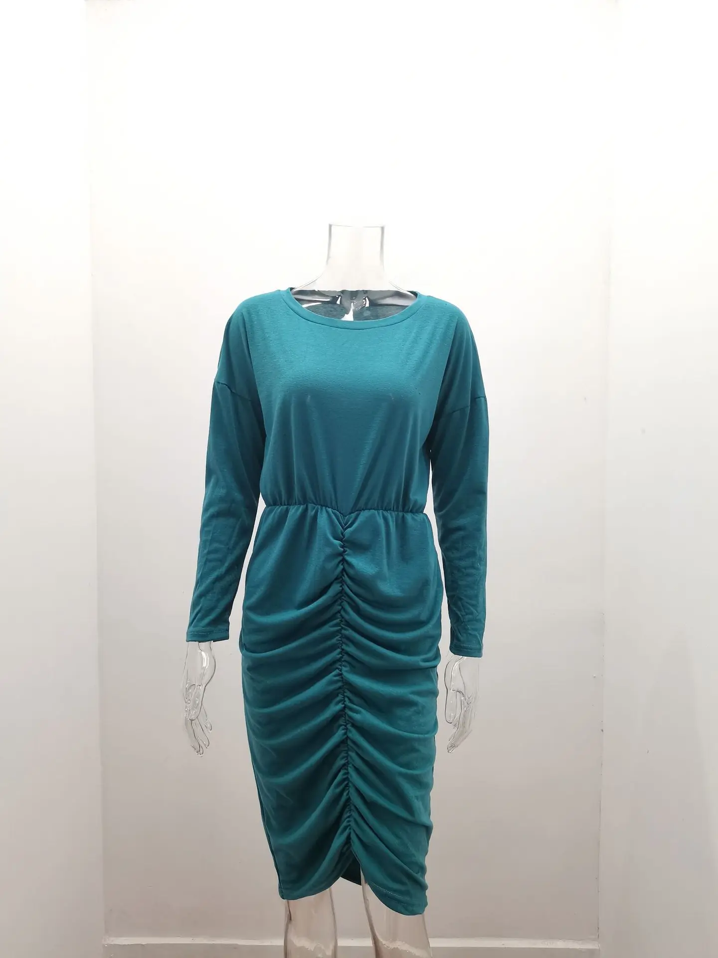 Женское платье 2023, модное осенне-зимнее новое повседневное платье с длинными рукавами, однотонное облегающее платье в складку, модное платье