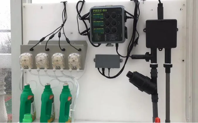 Датчик EC теплицы PH-метр Гидропонный Цифровой контроллер питательных веществ Система дозирования цифрового контроллера питательных веществ гидропоники