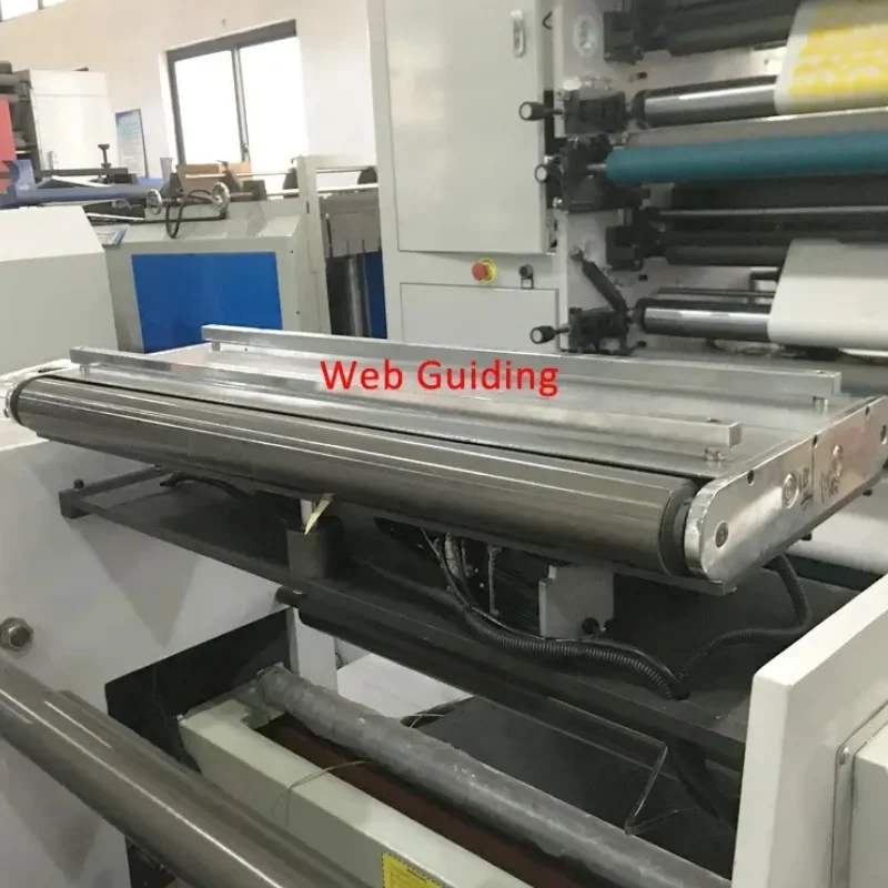 YG Высококачественное оборудование для печати на флексографских бумажных стаканчиках Многофункциональная машина для резки флексографской печати 4 цветов Продается в Мексике