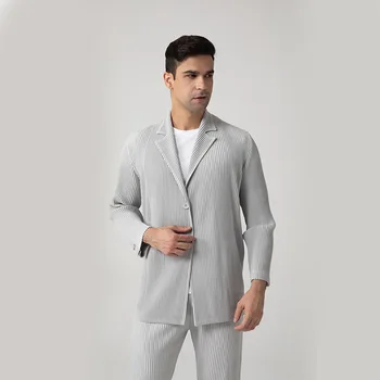 Весенний Новый повседневный пиджак Miyake Fold 2024, однотонный костюм, складки Advanced Sense, Свободная драпировка, простое пальто