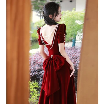 Изящное Женское банкетное платье из Велюра Бордового цвета Cheongsam, сексуальное Свадебное платье Qipao с жемчужной кисточкой без спинки, Длинное вечернее платье для невесты, Длинное вечернее платье для вечеринок