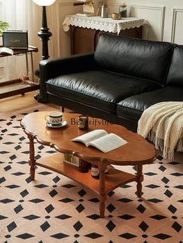 Двухслойный журнальный столик из массива дерева в стиле французского ретро в гостиной маленькой квартиры, новый низкий столик в виде художественного лепестка