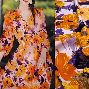 Великолепная шелковая крепдешиновая ткань с фиолетово-желтым цветочным принтом, шириной 140 см, толщиной 18 мм, идеально подходит для эластичных платьев D1338
